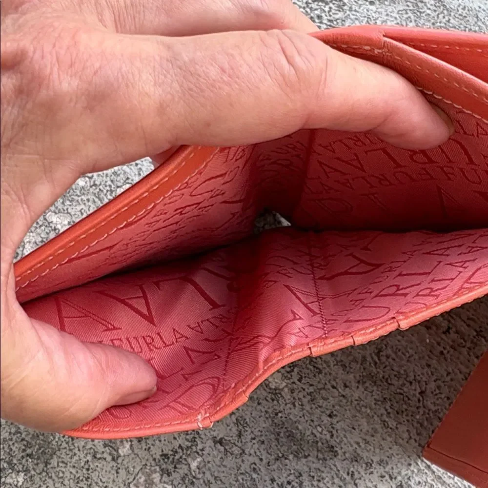 Vintage furla wallet - Picture 7 of 9